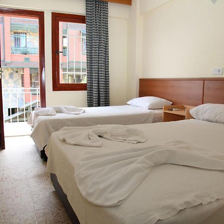 Tug Hotel Kusadası Zewnętrze zdjęcie