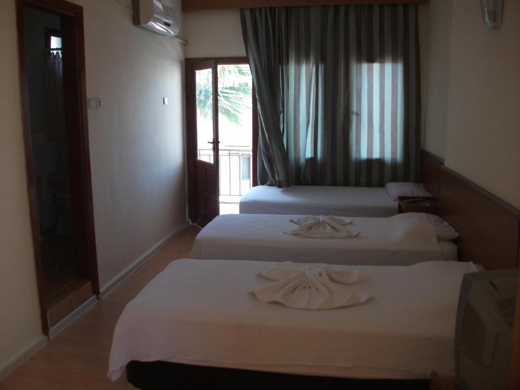Tug Hotel Kusadası Zewnętrze zdjęcie